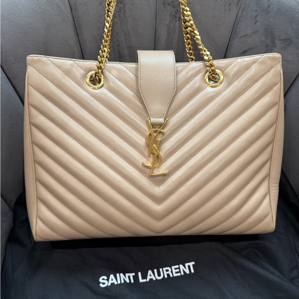 Saint Laurent Monogram Shopper Tote Bag - Picture 3 of 16